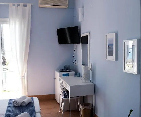 Ξενοδοχείο Mirtia